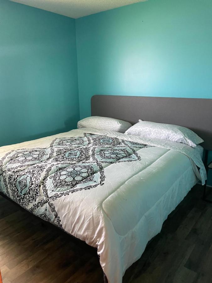 Lake Point Motel Marblehead Bagian luar foto