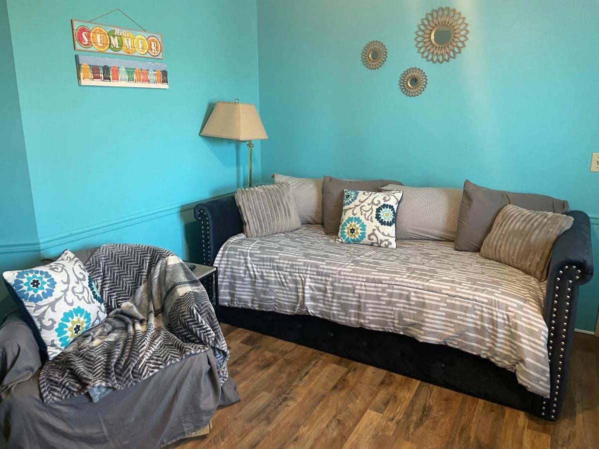 Lake Point Motel Marblehead Bagian luar foto